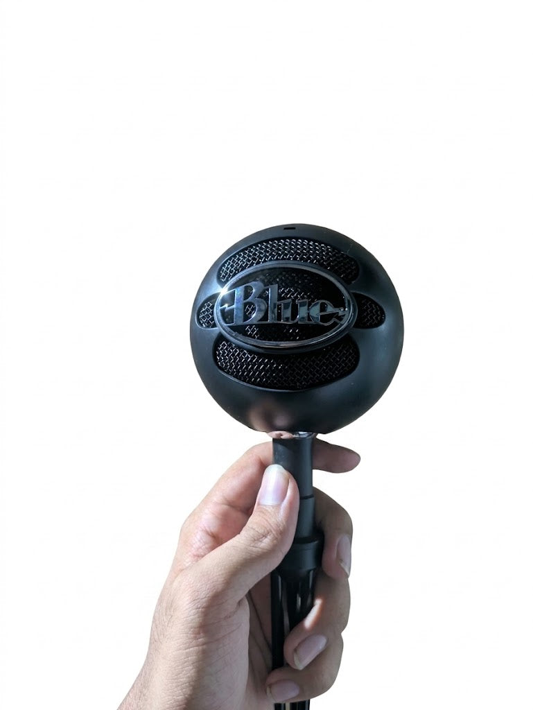 Logiteck blue snowball microphone