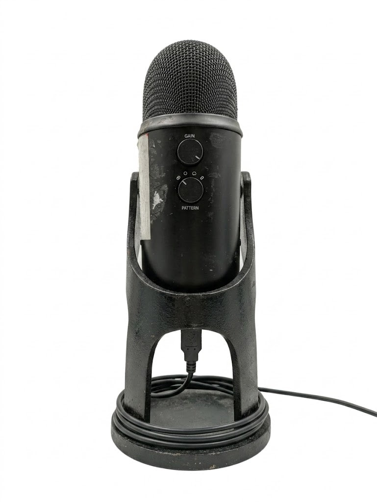 Blue yeti mic with Stand Black color